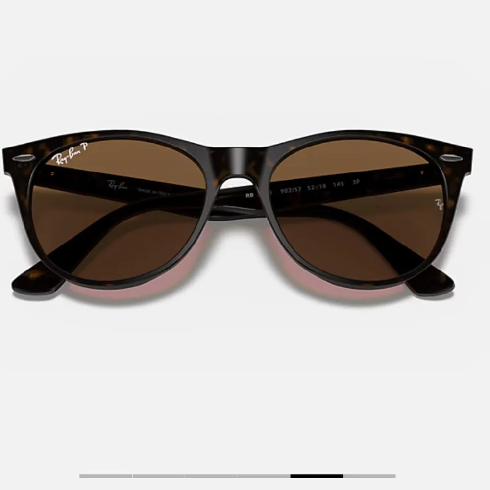 Ray-Ban Wayfarer Classic Sunglasses